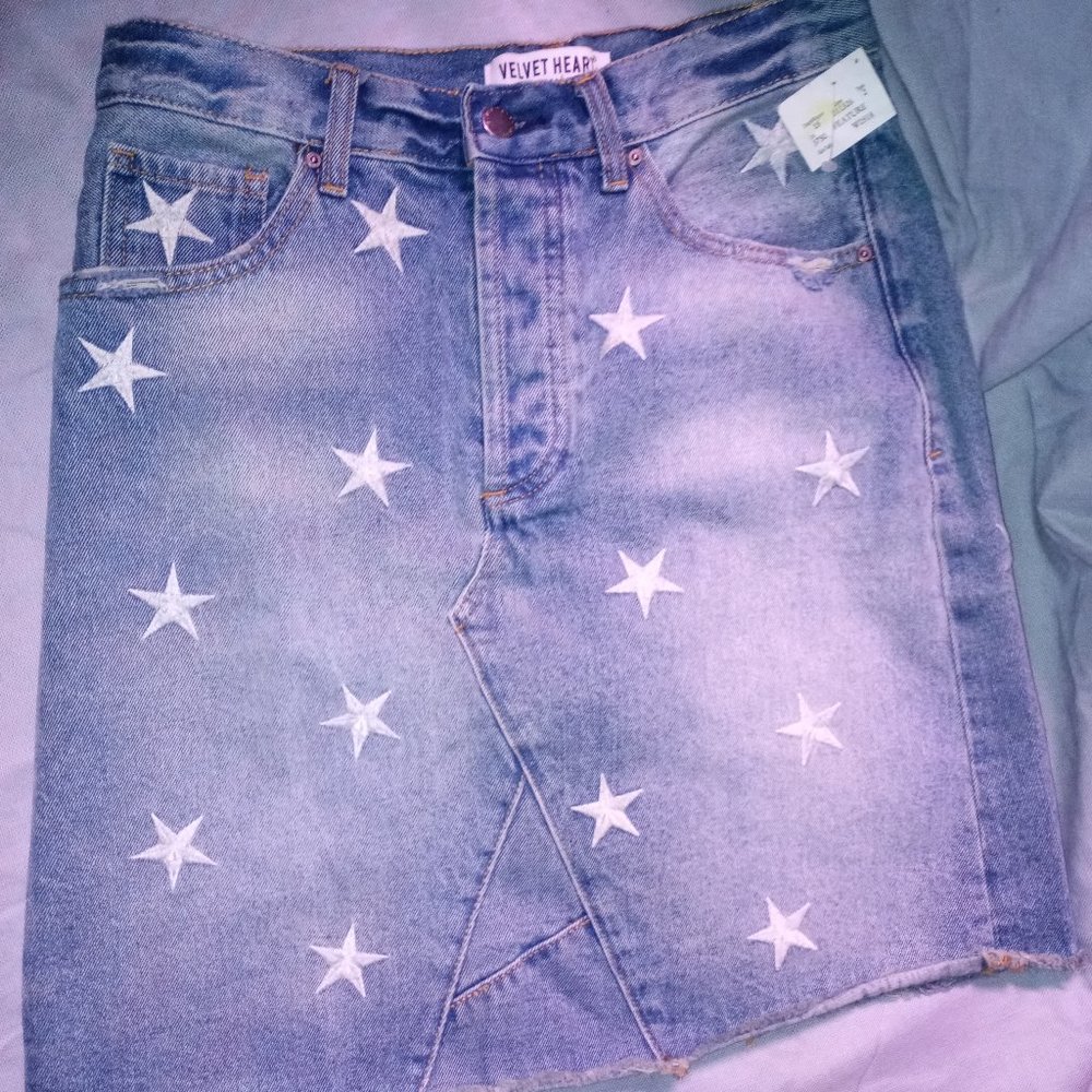 Jean Skirt Button Fly Embroidered Stars NWT